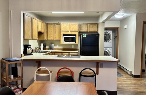 Alyeska Apartment | Alpine-View Retreat in Girdwood