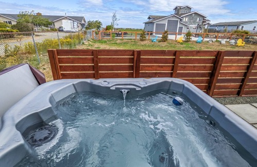 Sequim House | Amazing Duplex With Water & Mountain Views, Private Hot Tubs & Beach Access!
