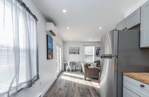 Bangor Apartment | Amazing NEW 2 Bed 1 Bath On The River | Fast WiFi