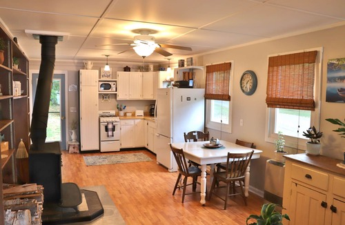 Abbot Cottage | "Andy's Place"