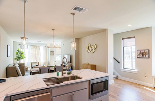 McNeil House | Apple Nextdoor. Tech corridor