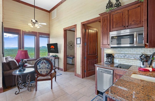 Johnson City Hotel | Arc de Texas- Lafayatte Suite I ATV's, Pool, Stargazing, on 2001 acres!