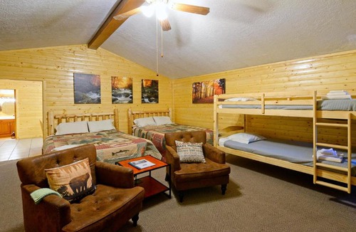 Red River House | Arrowhead 05