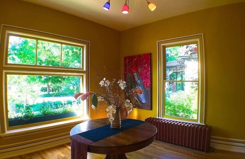 Whittier House | Artist's Serene Mapleton Sanctuary