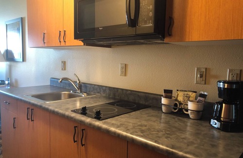 Mendenhall Valley Hotel | Aspen Suites Hotel Juneau