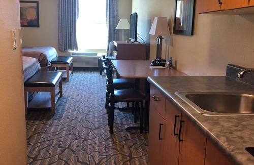 Mendenhall Valley Hotel | Aspen Suites Hotel Juneau
