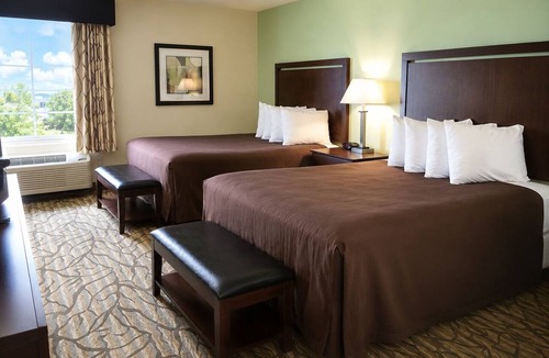 Sitka Hotel | Aspen Suites Hotel Sitka Double Queen Suite