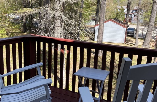 Bartlett Condo | Attitash Mountain Resort Condo- 3 Floors, Sleeps 12- Story Land, Ski, Shop, Golf