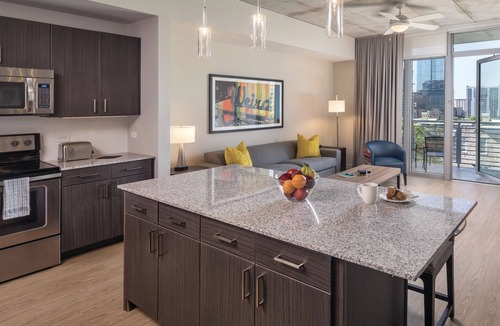 Civic District Condo | Austin 8th St 1BR Downtown Prime Location SXSW/ACL Rooftop Pool