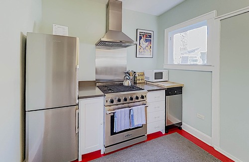 South Congress House | Austin Hideaway with Outdoor Living – Minutes from SoCo Shopping & Downtown