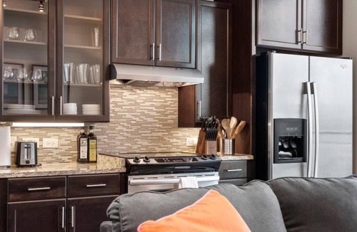 Waller Creek District Apartment | Austin | Modern 1BD/1BA Apartment