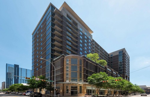 Waller Creek District Apartment | Austin | Modern 1BD/1BA Apartment