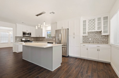 South Creek House | Austin UrbanScape, 5min to Kalahari water park!