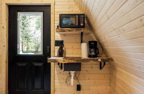 Grant Cabin | Babbling Brookside A-Frame - LostFork Basecamp