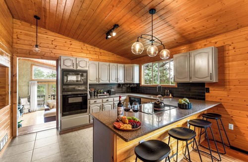 Bailey House | Bailey Treetop Retreat: Spacious, Hot Tub, Pool Table, Yoga, Family, Views