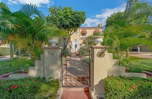 Venice Hotel | Banyan House Vacation Rentals