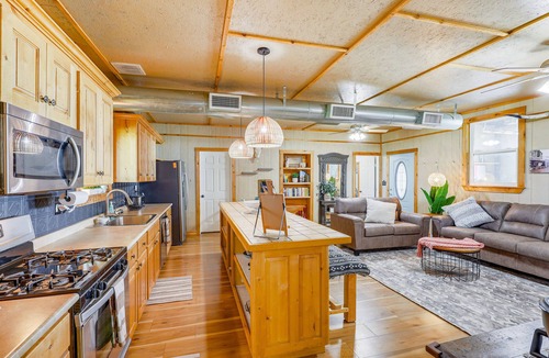 McGregor House | 'Barndominium' McGregor Vacation Rental on 5 Acres