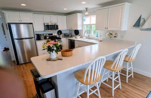 Barnstable House | Barnstable Harbor Home