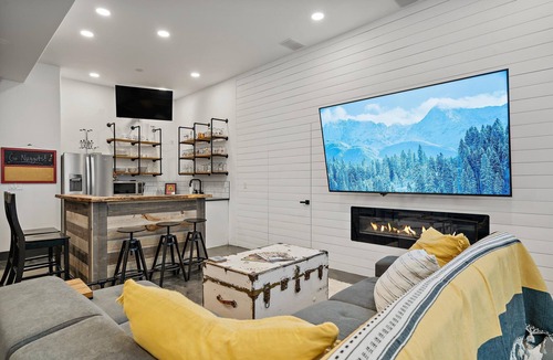 Stapleton Apartment | Basement Retreat - Hot Tub - Gnome Sweet Gnome!