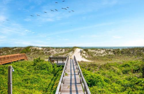 Yaupon Beach House | Beach Walkers by Oak Island Accommodations