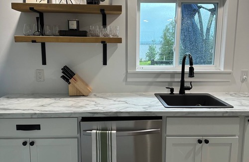 Malagash House | Beachfront home close to 4 oceanfront golf courses and Ski Wentworth.