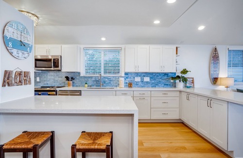 Waialee House | Beachfront | Sunsets | Spa | Surf Spot
