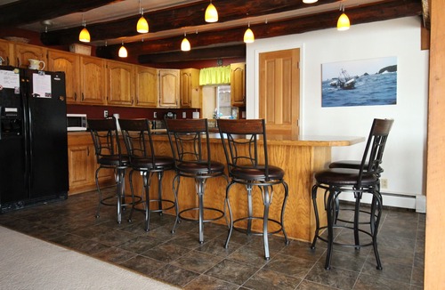 Kodiak House | Beachside Retreat-Oceanfront Home