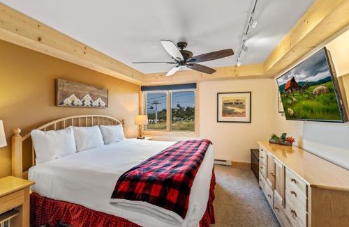 Steamboat Springs Apartment | Bear Claw 104 - True Ski-in Ski-out Access, Slope Views & Winter Shuttle!