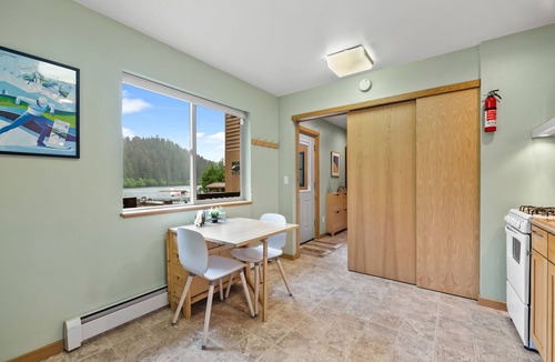 Bear Creek Bed & Breakfast | Bear Lake Lodgings Bed & Breakfast