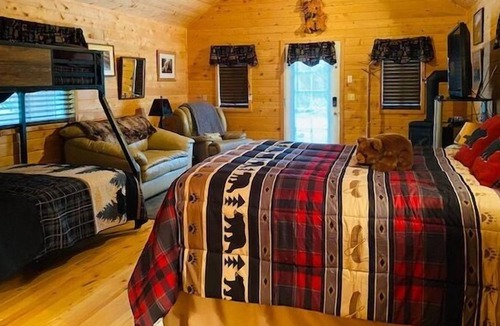 Ridgeway House | Bears Den in Soldotna
