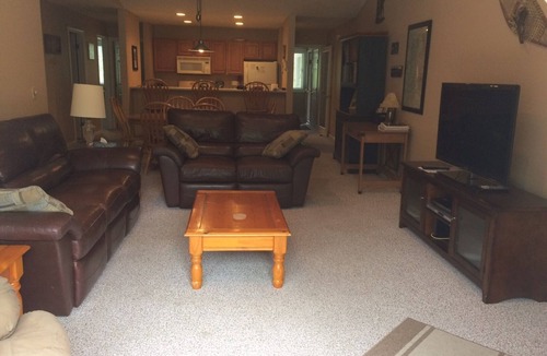 Lincoln Condo | Beautiful 3 Bedroom Vacation Condo in Forest Ridge with Great Views & Amenities