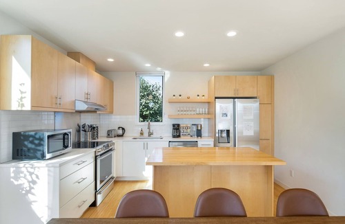 Atlantic House | Beautiful 3B3B Close to DT w/Rooftop & Parking