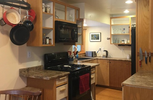 Lyme Center House | Beautiful and Quiet 3-bedroom Lake House
