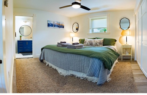 Alton Apartment | Beautiful inside & out!