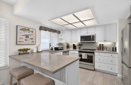 Carbondale Condo | Beautifully Appointed Condo w/Pond Views, Includes 2 Fly Fishing Badges!