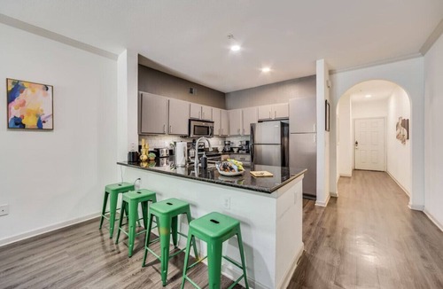 Bouldin Apartment | Best Austin Location, Pool, Style + Lots of Extras