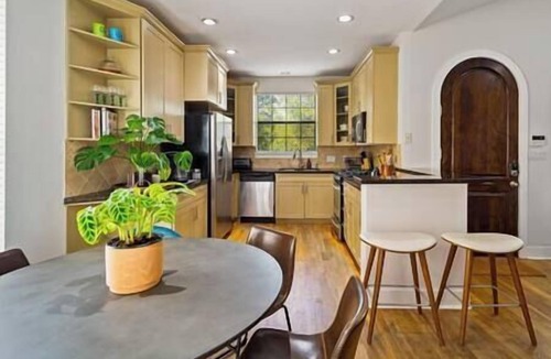 Bouldin House | Best location in Austin! Walk to bars, shops, food