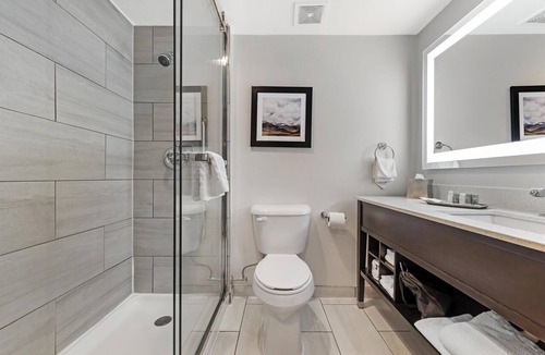 Montbello Hotel | Best Western Denver East