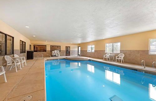 Pueblo Hotel | Best Western Plus Eagleridge Inn & Suites