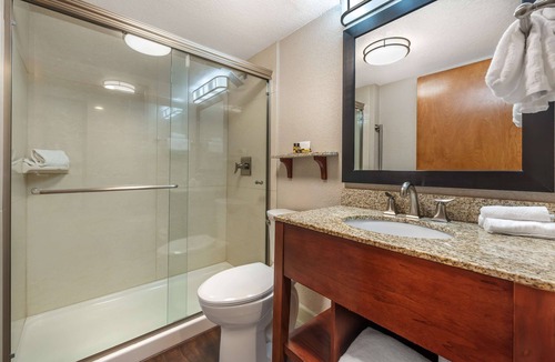 Briargate Hotel | Best Western Plus Peak Vista Inn & Suites