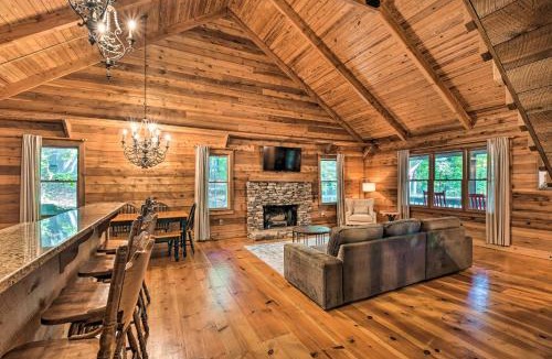 Big Canoe House | Big Canoe Mountain Resort Cabin w/Pool Access!