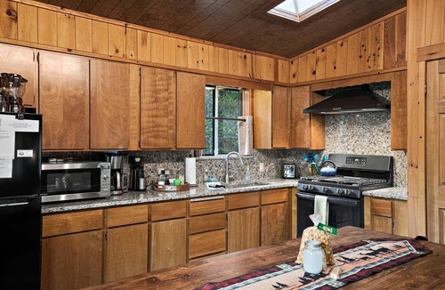Paradise Estates Cabin | Big Creek