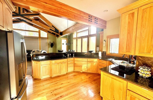 Frisco House | Big Mountainside "Snow Globe" House, by Main St. Frisco - Sauna & Hot Tub