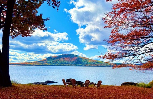 Jackman House | Big Wood Lodge-Lakefront*Pet Friendly*Private Dock