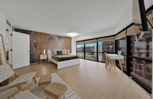 Downtown Honolulu Condo | Bishop Suites @ Executive Centre, Downtown Honolulu, Mountain View Suite #1612