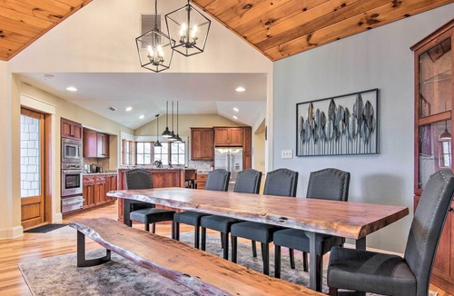 Laurel Ridge House | Black Mountain Retreat w/ Patio & Mtn Views!