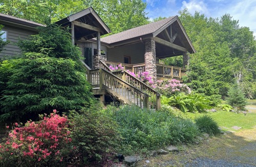 Blowing Rock House | Blowing Rock Retreat near Julian Price Park with stream and pond.
