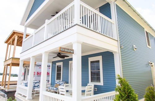 Celina Cottage | Blue Lagoon: 3 bed/2 bath Lakeside Cottage!