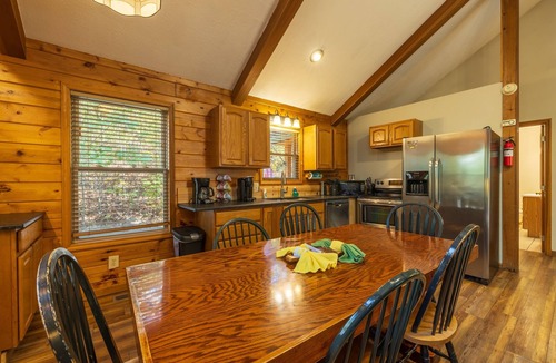 Rockbridge Cabin | Bluebird Cabin (Hocking Hills area)
