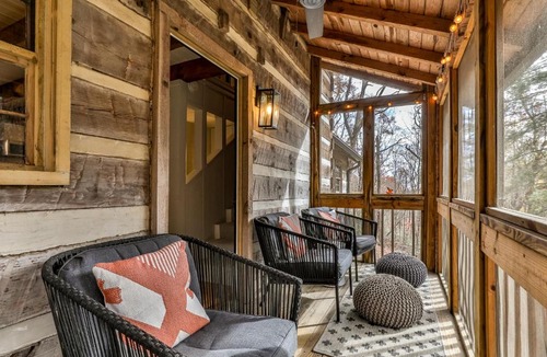 Big Canoe House | Bluebird Day